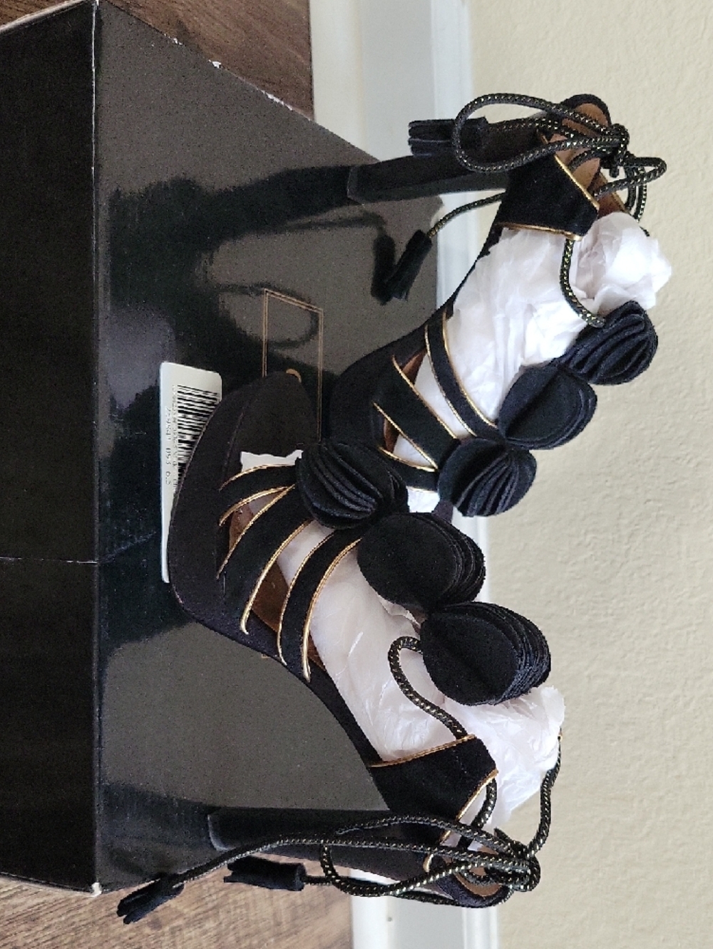 Colin Stuart for Victoria's Secret Black & Gold Heeled Tie-up Shoes - Picture 4 of 9